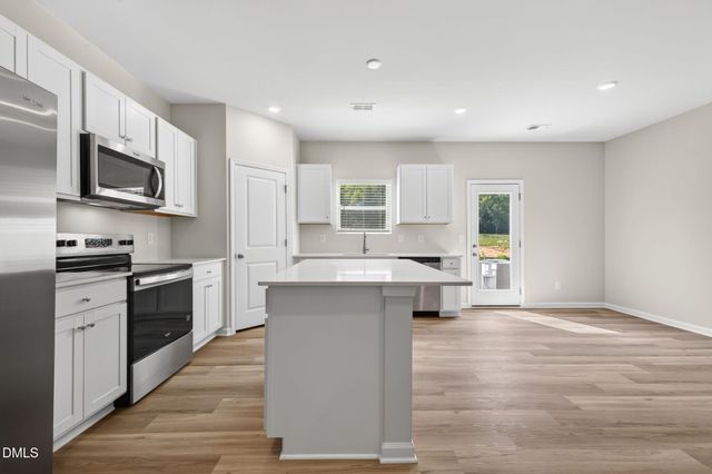 414 Barrington Key Drive, Zebulon, NC 27597