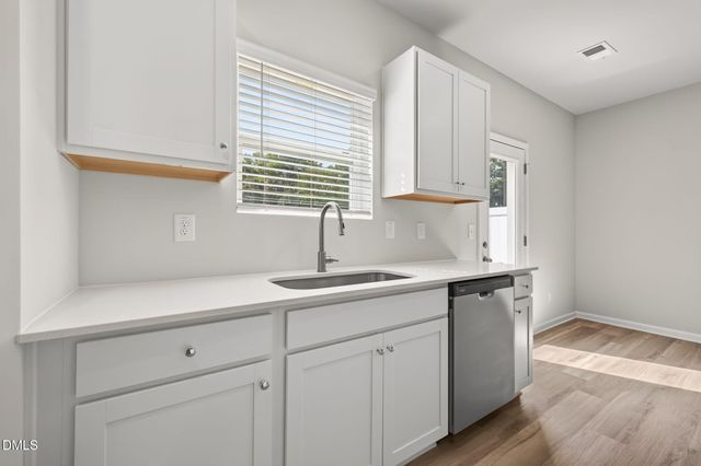 414 Barrington Key Drive, Zebulon, NC 27597