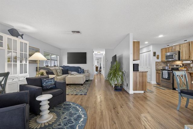 5455 Janice Lane, West Palm Beach, FL 33417