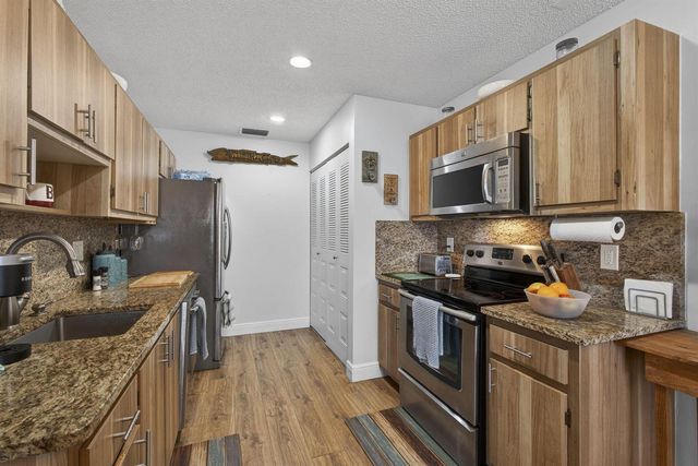 5455 Janice Lane, West Palm Beach, FL 33417