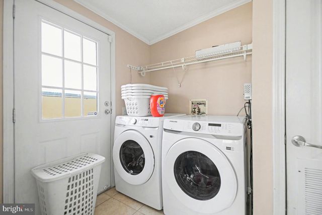 8552 BLACK WALNUT RUN RD, Rhoadesville, VA 22542