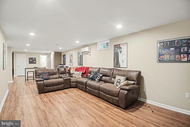 8552 BLACK WALNUT RUN RD, Rhoadesville, VA 22542