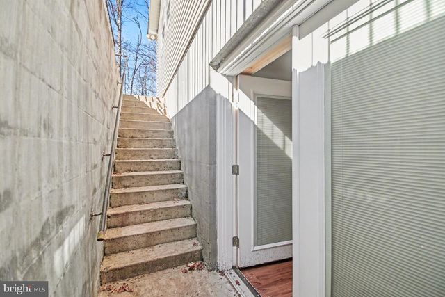 8552 BLACK WALNUT RUN RD, Rhoadesville, VA 22542