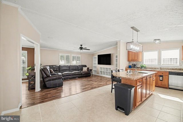 8552 BLACK WALNUT RUN RD, Rhoadesville, VA 22542