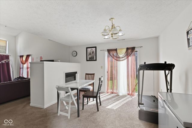 577 Stobus Drive, Greenwood, IN 46143