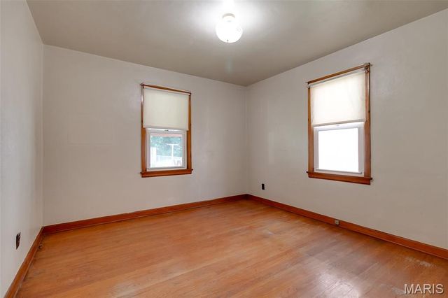 2104 Lexa Drive, St Louis, MO 63136