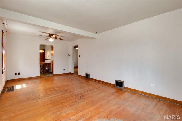 2104 Lexa Drive, St Louis, MO 63136