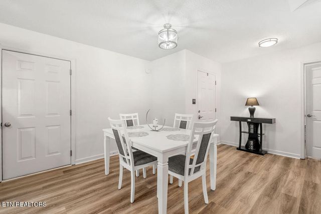 104 Golf Club Lane, Lenoir City, TN 37771