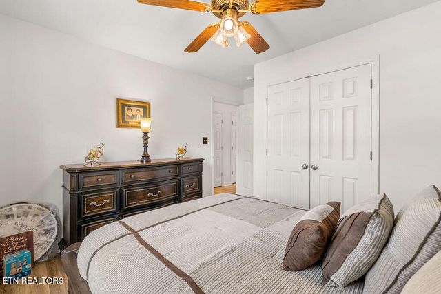 104 Golf Club Lane, Lenoir City, TN 37771