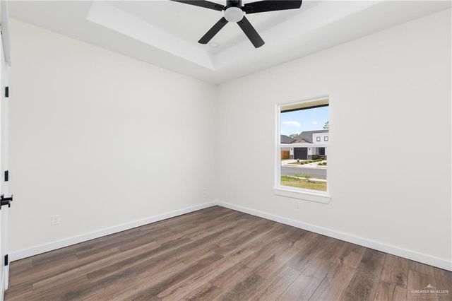 517 Tower Oak Drive, Alamo, TX 78516