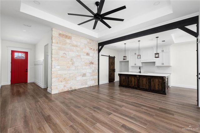 517 Tower Oak Drive, Alamo, TX 78516