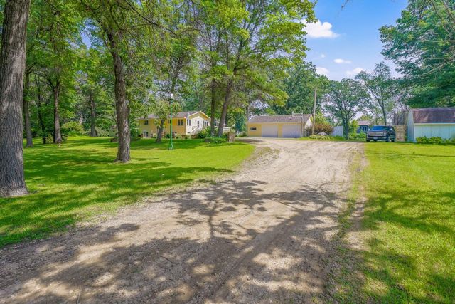 28621 Chisholm Street NE, Isanti, MN 55040