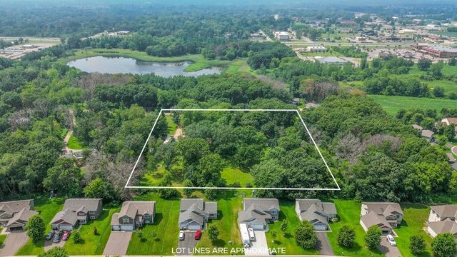 28621 Chisholm Street NE, Isanti, MN 55040