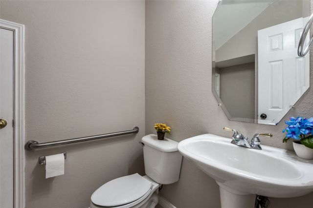 3912 Iris Court, Mckinney, TX 75070