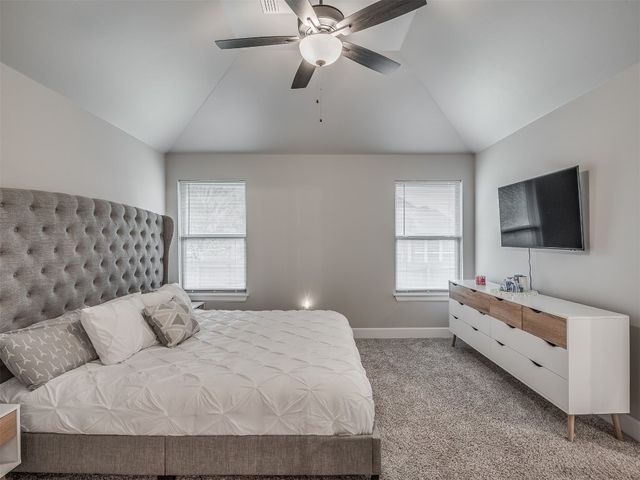 5813 NW 159th Street, Edmond, OK 73013