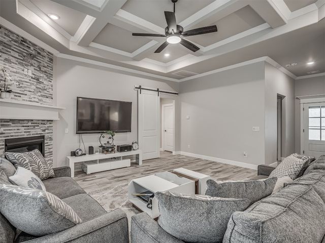 5813 NW 159th Street, Edmond, OK 73013