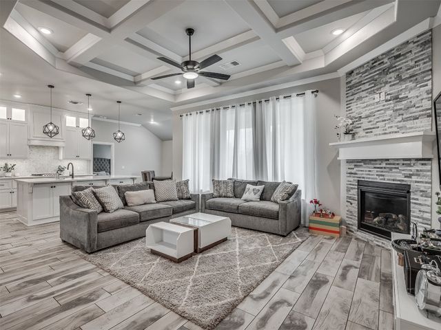 5813 NW 159th Street, Edmond, OK 73013