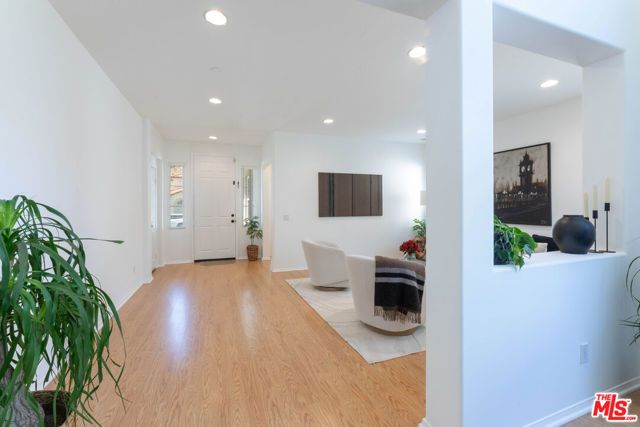 22 Moonridge Court, Azusa, CA 91702