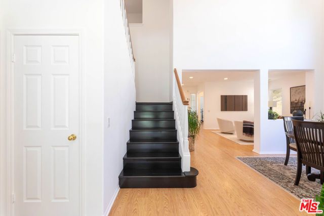 22 Moonridge Court, Azusa, CA 91702