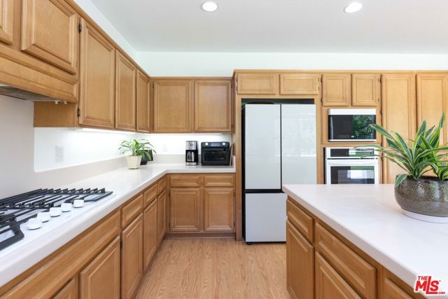 22 Moonridge Court, Azusa, CA 91702