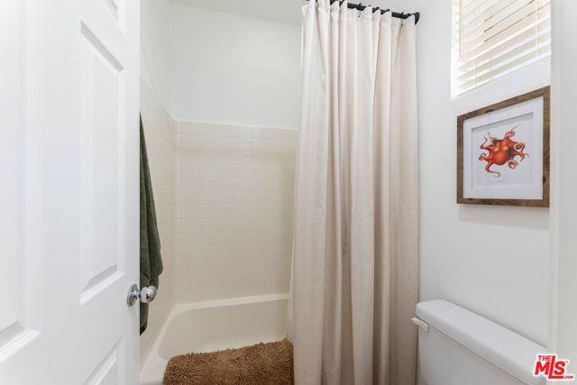 22 Moonridge Court, Azusa, CA 91702