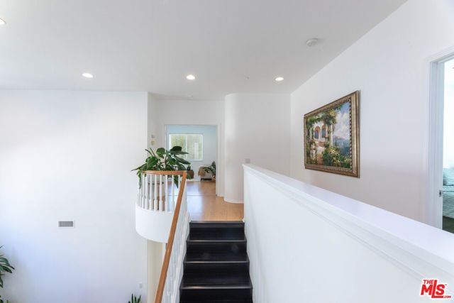 22 Moonridge Court, Azusa, CA 91702