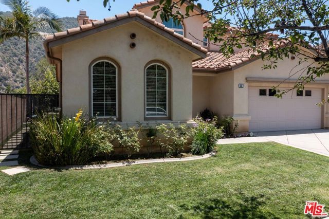 22 Moonridge Court, Azusa, CA 91702