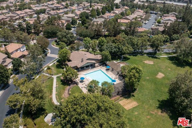 22 Moonridge Court, Azusa, CA 91702