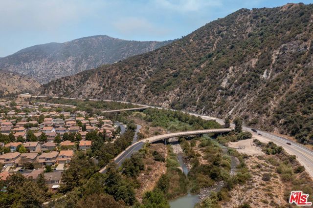 22 Moonridge Court, Azusa, CA 91702