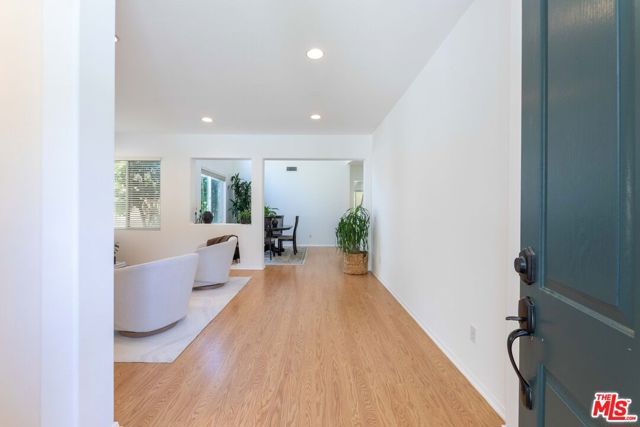 22 Moonridge Court, Azusa, CA 91702