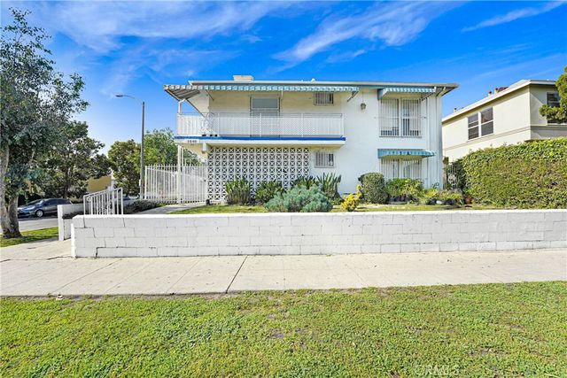 1649 S La Brea, Los Angeles, CA 90019