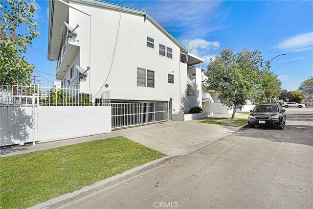 1649 S La Brea, Los Angeles, CA 90019