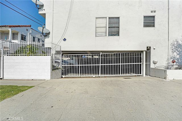 1649 S La Brea, Los Angeles, CA 90019