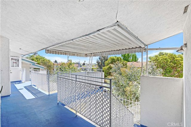 1649 S La Brea, Los Angeles, CA 90019