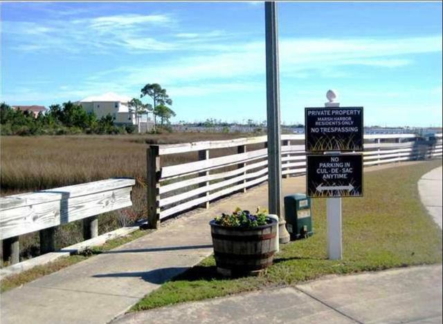 925 Lajolla Lane, Mary Esther, FL 32569