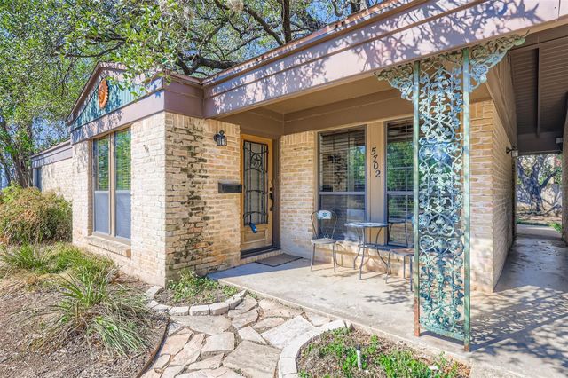 5702 Fairlane DR, Austin, TX 78757