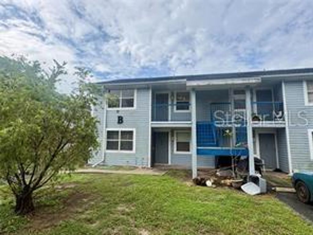 5038 TERRACE PALMS CIRCLE 102, Tampa, FL 33617