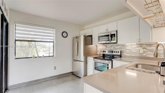 905 N Franklin Ave 905L, Homestead, FL 33034