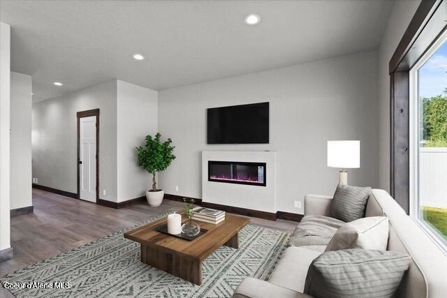 214 E LOBO LOOP, Hayden, ID 83835