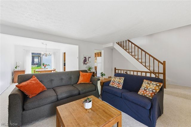 4442 Habersham Lane S, Richmond Heights, OH 44143