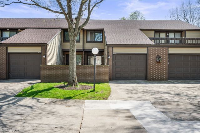 4442 Habersham Lane S, Richmond Heights, OH 44143