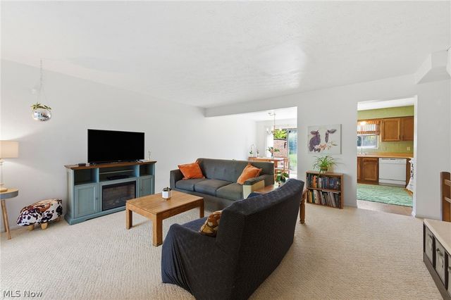4442 Habersham Lane S, Richmond Heights, OH 44143
