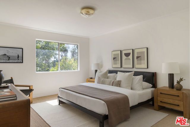 4003 Sunset Drive 8, Los Angeles, CA 90027