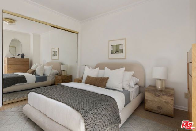 4003 Sunset Drive 8, Los Angeles, CA 90027