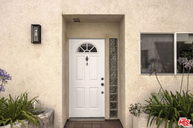 4003 Sunset Drive 8, Los Angeles, CA 90027