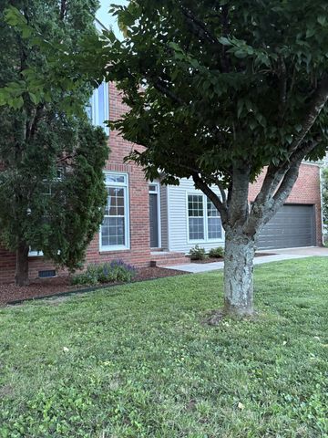614 Caselton Ct, Franklin, TN 37069