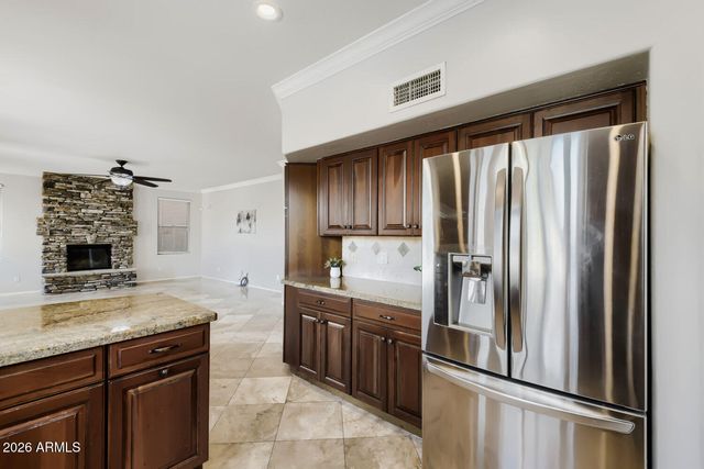 519 W MOUNTAIN VISTA Drive, Phoenix, AZ 85045