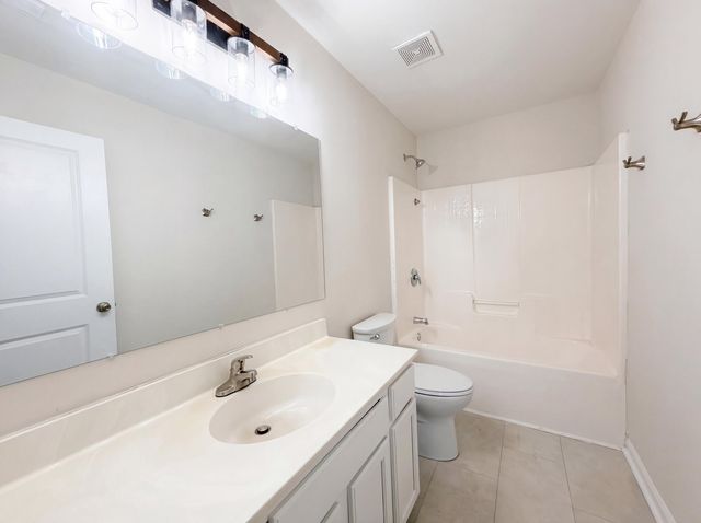 9794 Stockport Circle, Summerville, SC 29485