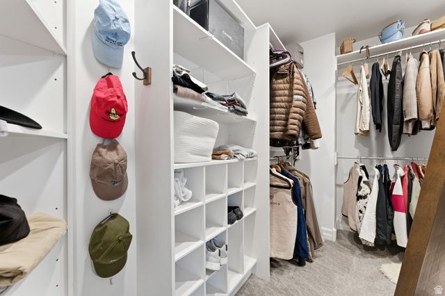 5575 S MERLYN CIR, Holladay, UT 84117