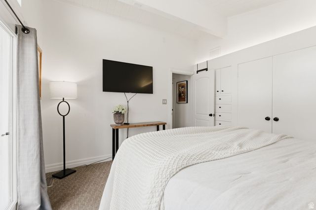 5575 S MERLYN CIR, Holladay, UT 84117